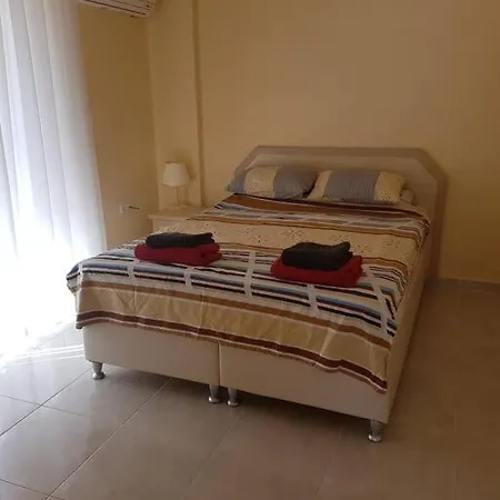8 Sleeps, Spacious With Private Pool In - Awz 332 Didim