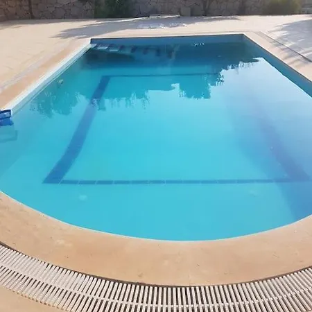 8 Sleeps, Spacious With Private Pool In - Awz 332 Didim